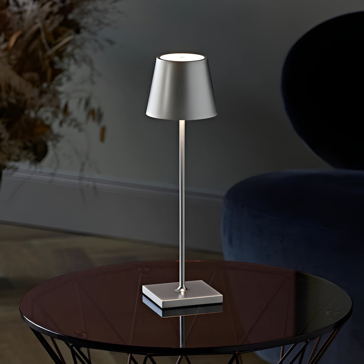 Luminosisi™ Tall Lamp